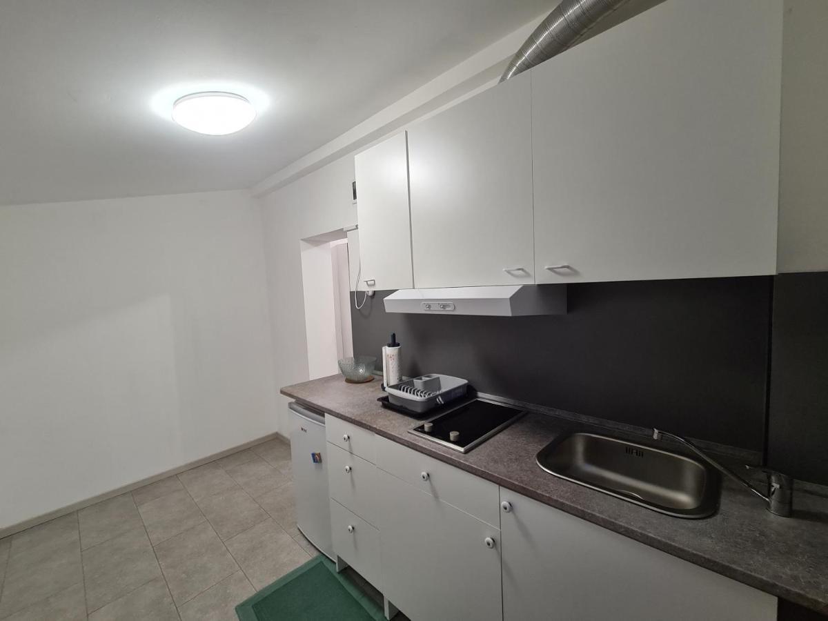 Countryside Apartment Копер Экстерьер фото